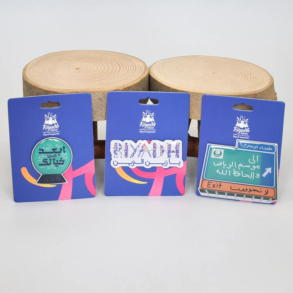 Custom magnetic plastic silicone printed button name metal finish epoxy dome pin badge with pin