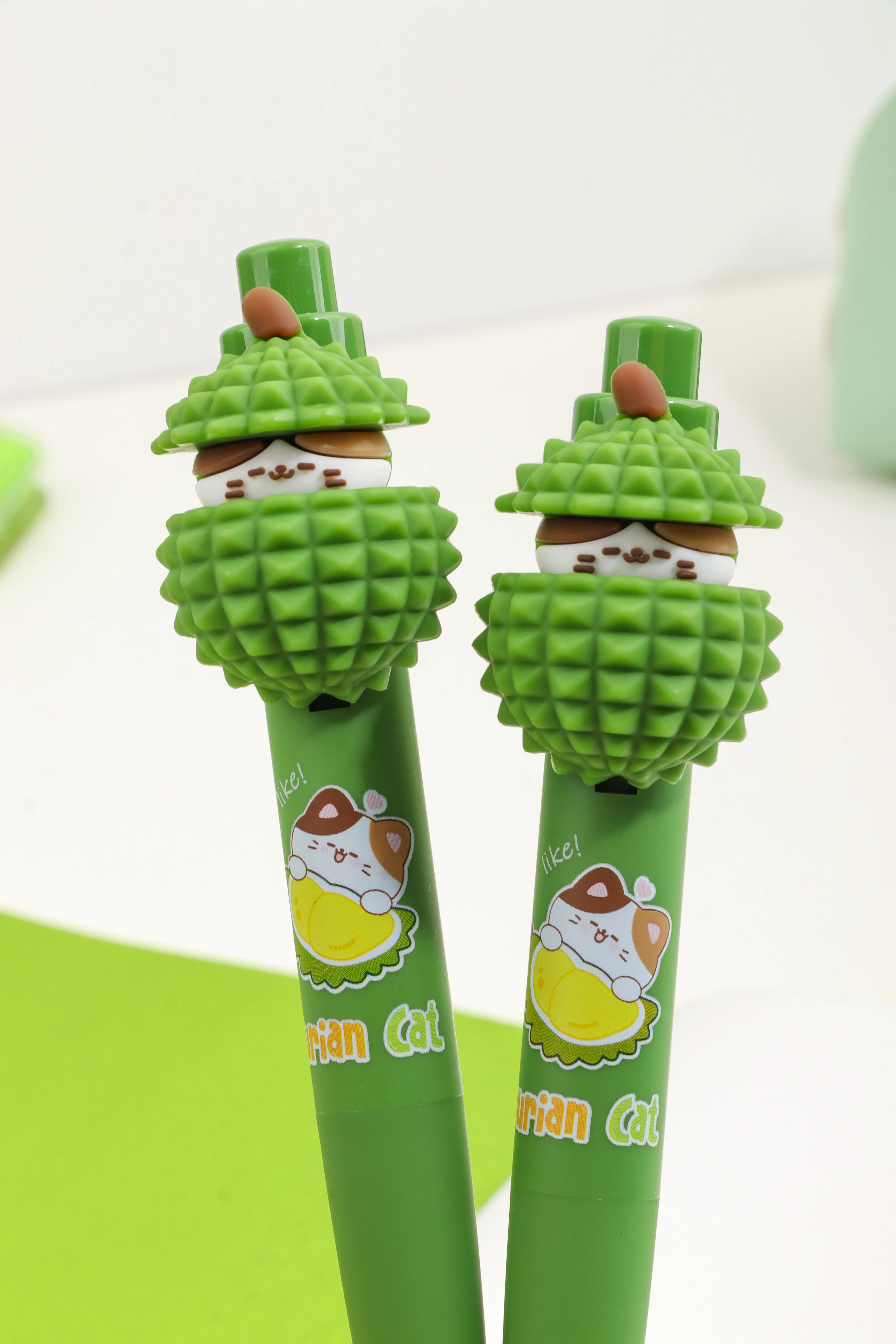 KUKI Creative Novelty Gift Plastic Decorative DIY Beaded Pens Surprise Durian Ballpoint Pens