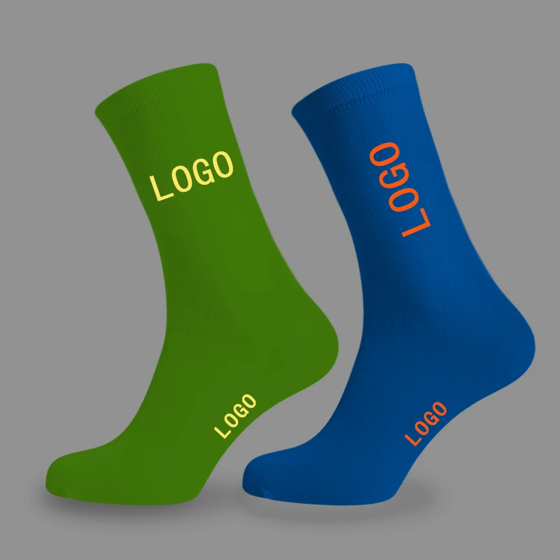 XiangHui can custom logo OEM athletic men women cotton running outdoor  basketball sport socks with logo