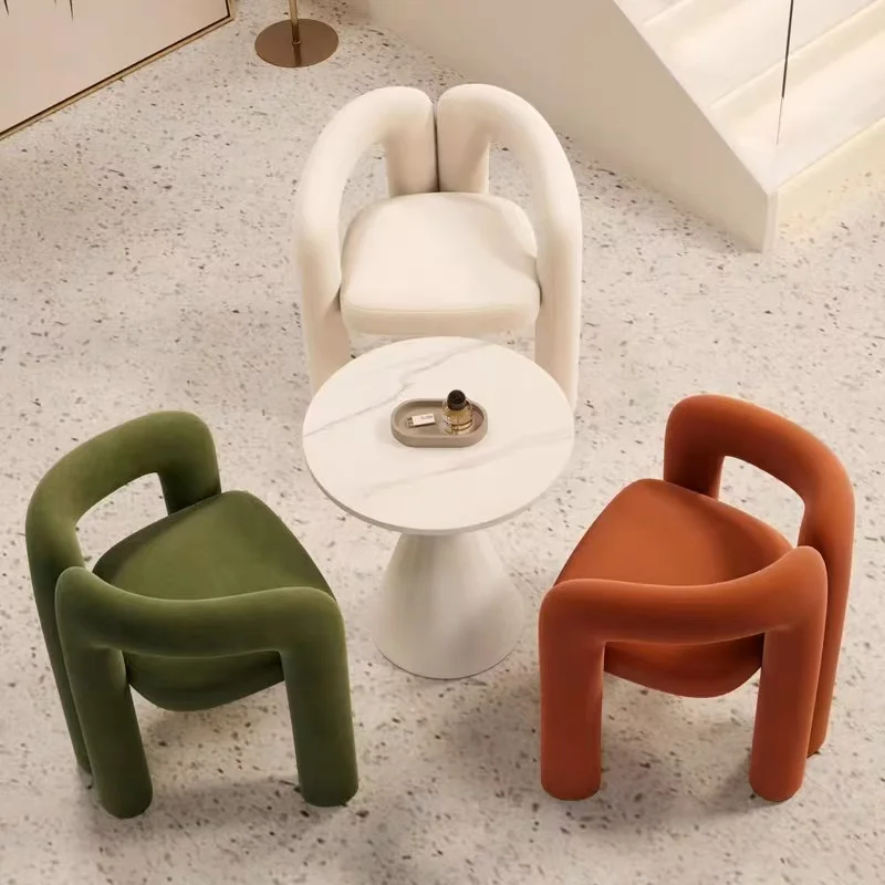 Nordic Designer Single Sofa Chair Comfortable Ergonomic Armrest for Dining Bedroom Creative Fabric for Living Room Reception