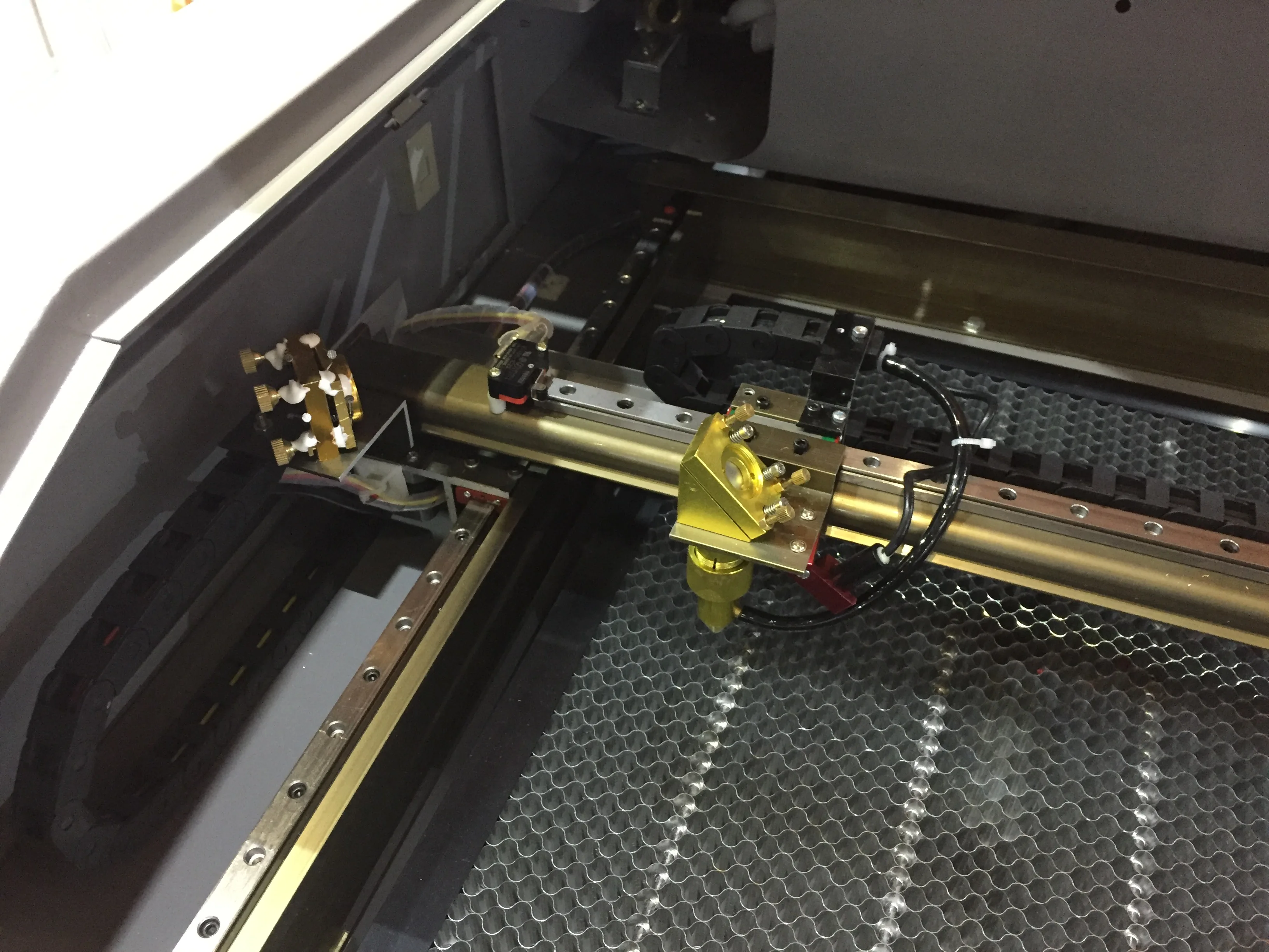 6040 portable laser mobile daqin screen protector tempered glass cutting machine