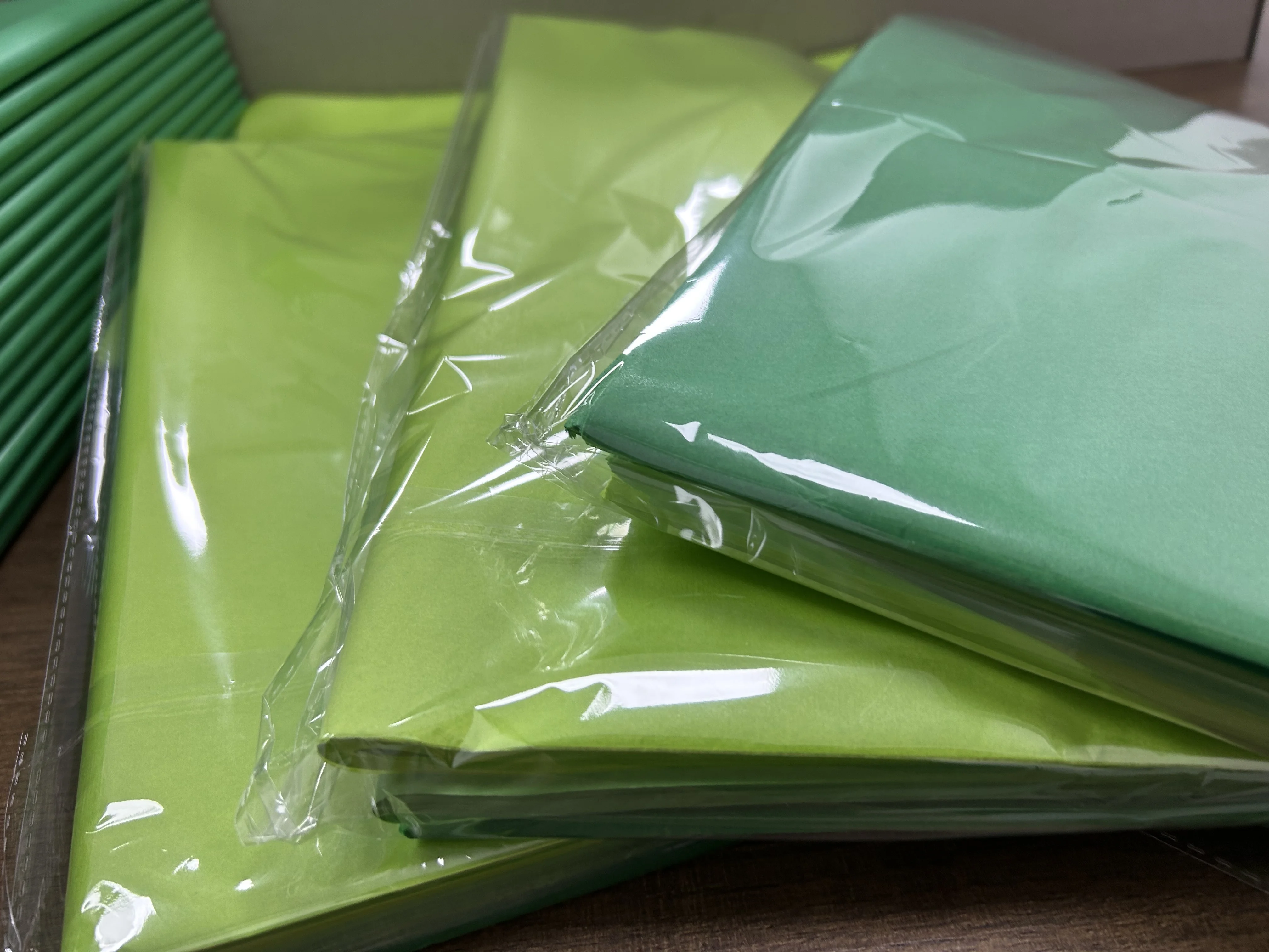 2023 High Quality Custom Printed Logo Gift Tissue Wrapping Paper For Clothing Packaging Shoes Clothes Wrapping Tissue Paper