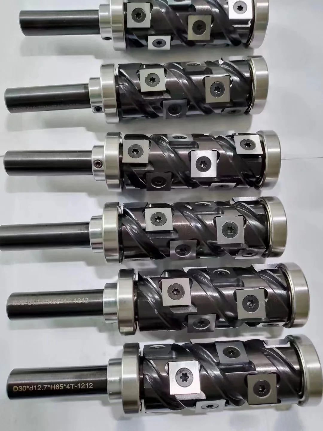 1/2 Shank Replaceable Helical Spiral End Mill Cutter Head For Trimming Wood High Precision Cnc Carbide Router Bit With Bearing