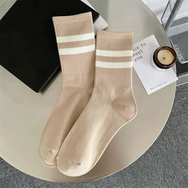 Women Socks Japanese Fashion Autumn New Novelty Candy Color Cotton Sports Crew Socks For Girls Preppy Style Striped Socks
