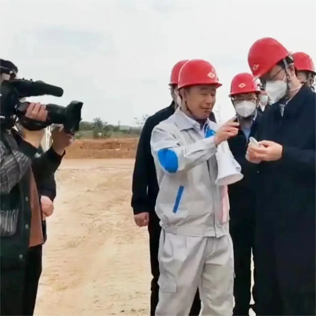 Площадка для лучших китайских волластонит используется для керамической плитки резиновые покрытия керамический металлургический стрельбы потеря низкая CAS13983-17-0