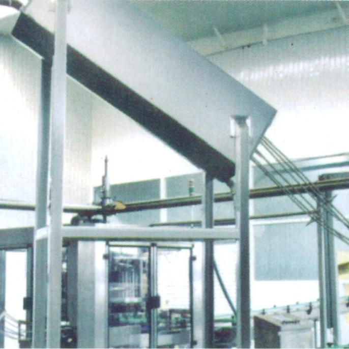 empty tin can spray washer