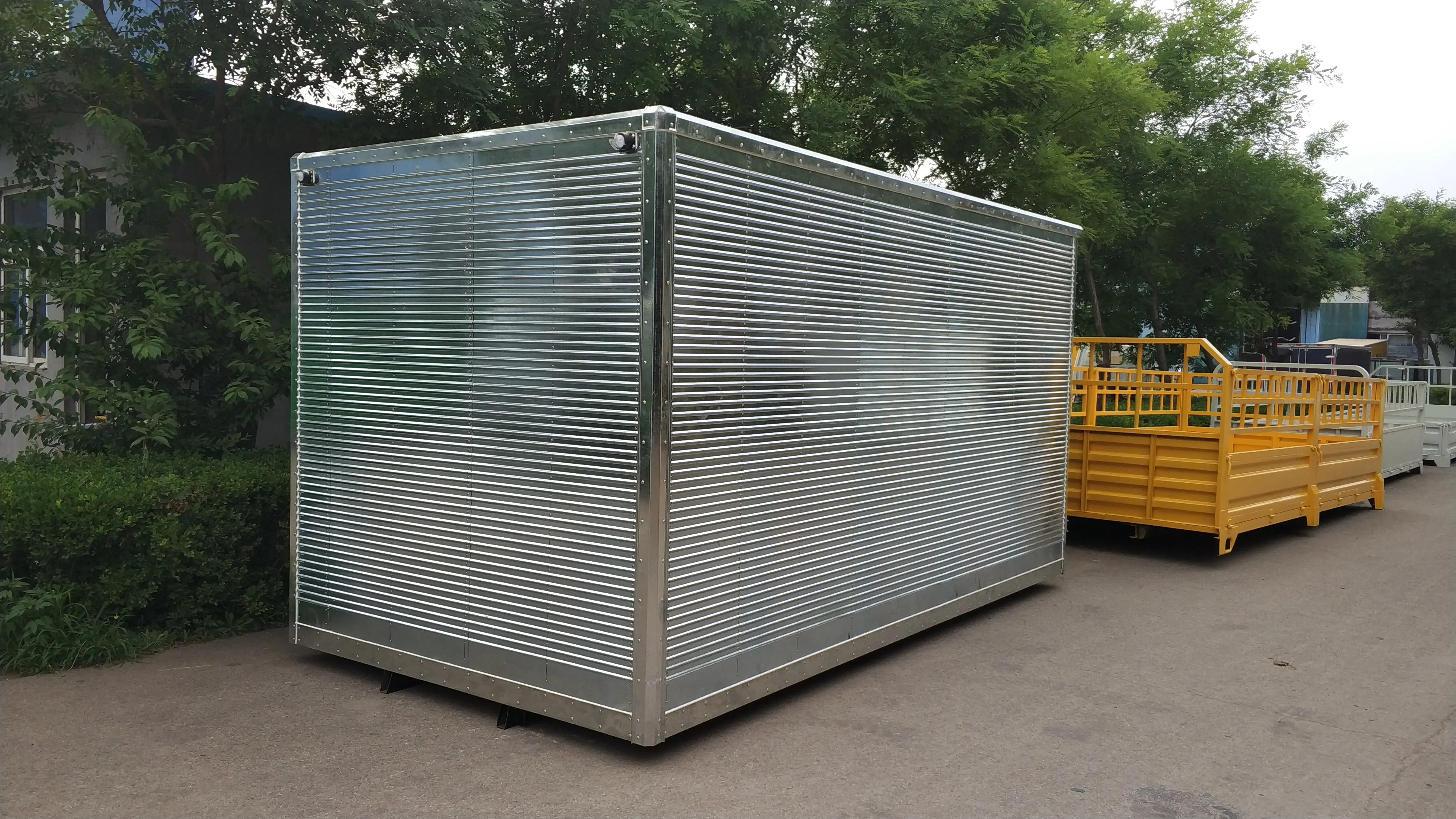Corrugated galvanized steel truck body, Chile truck box body