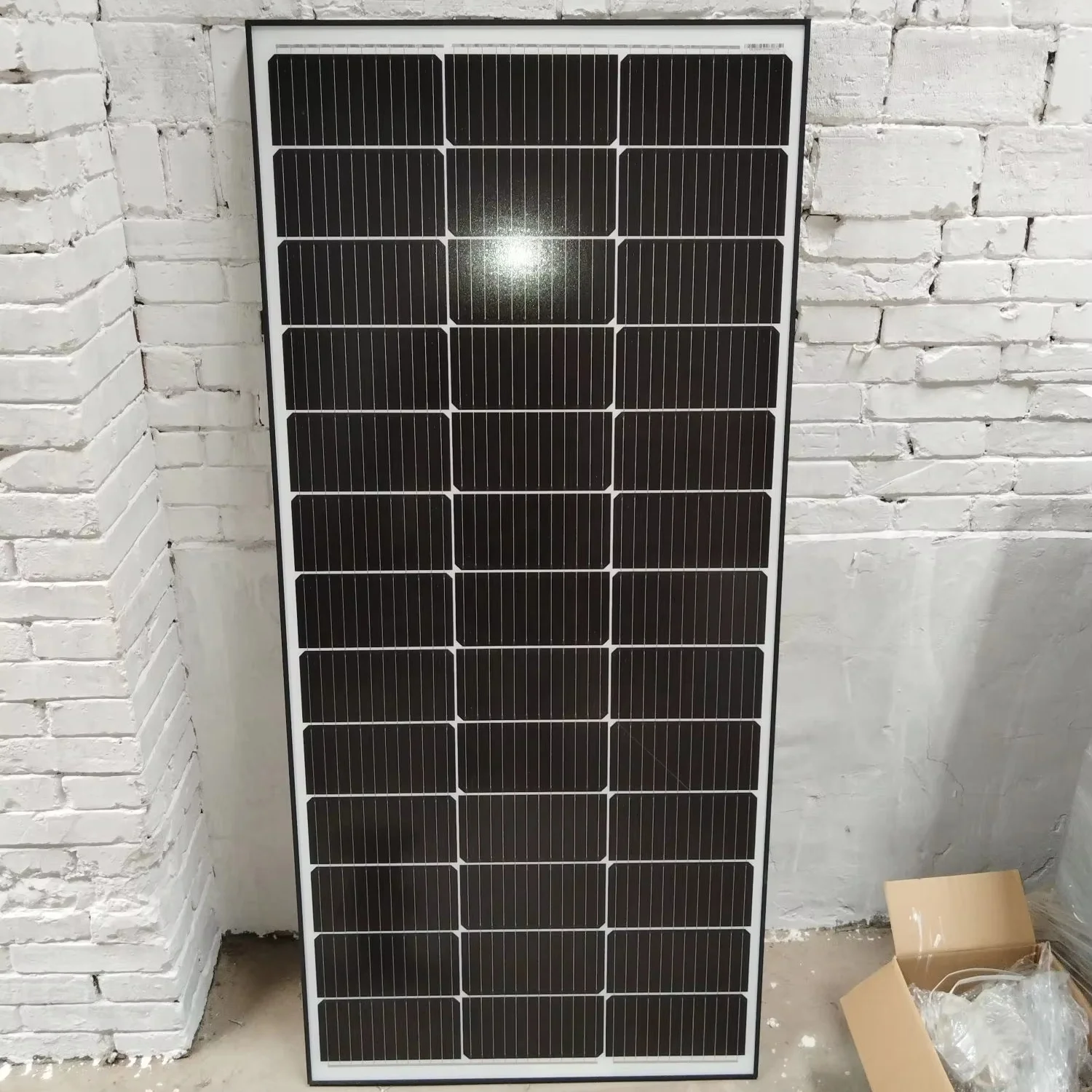China Small Camp Solar Panels Manufacturers 12V 120W 150W 100W 180W 200 watt photovoltaic panel for sale