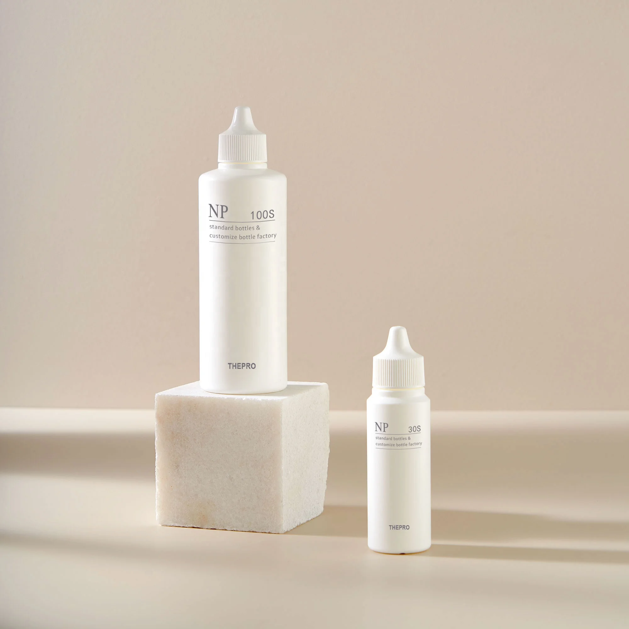 HDPE Hair Oil Dye Squeeze Recycled Cosmetic Nozzle Bottle 100ml with Twist-open Dispensing Cap