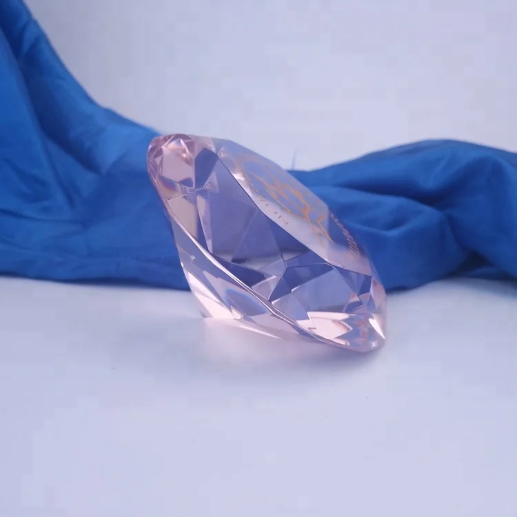 Honor of Crystal New Arrival Customized Crystal Glass Red Diamond for Wedding Gift