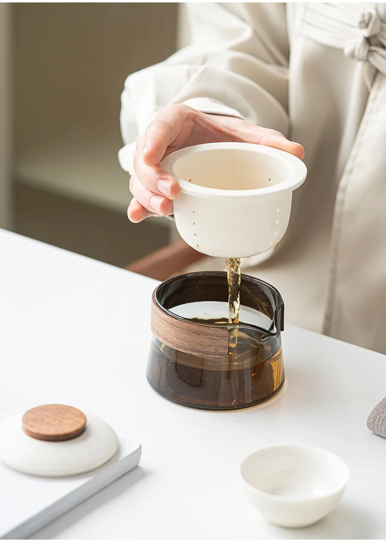 210Ml Travel Tea Set With Handbag/Case, Ceramic Teapot With Infuser and Three Gongfu/Kungfu Tea Cups Portable Travel Bag (Black)