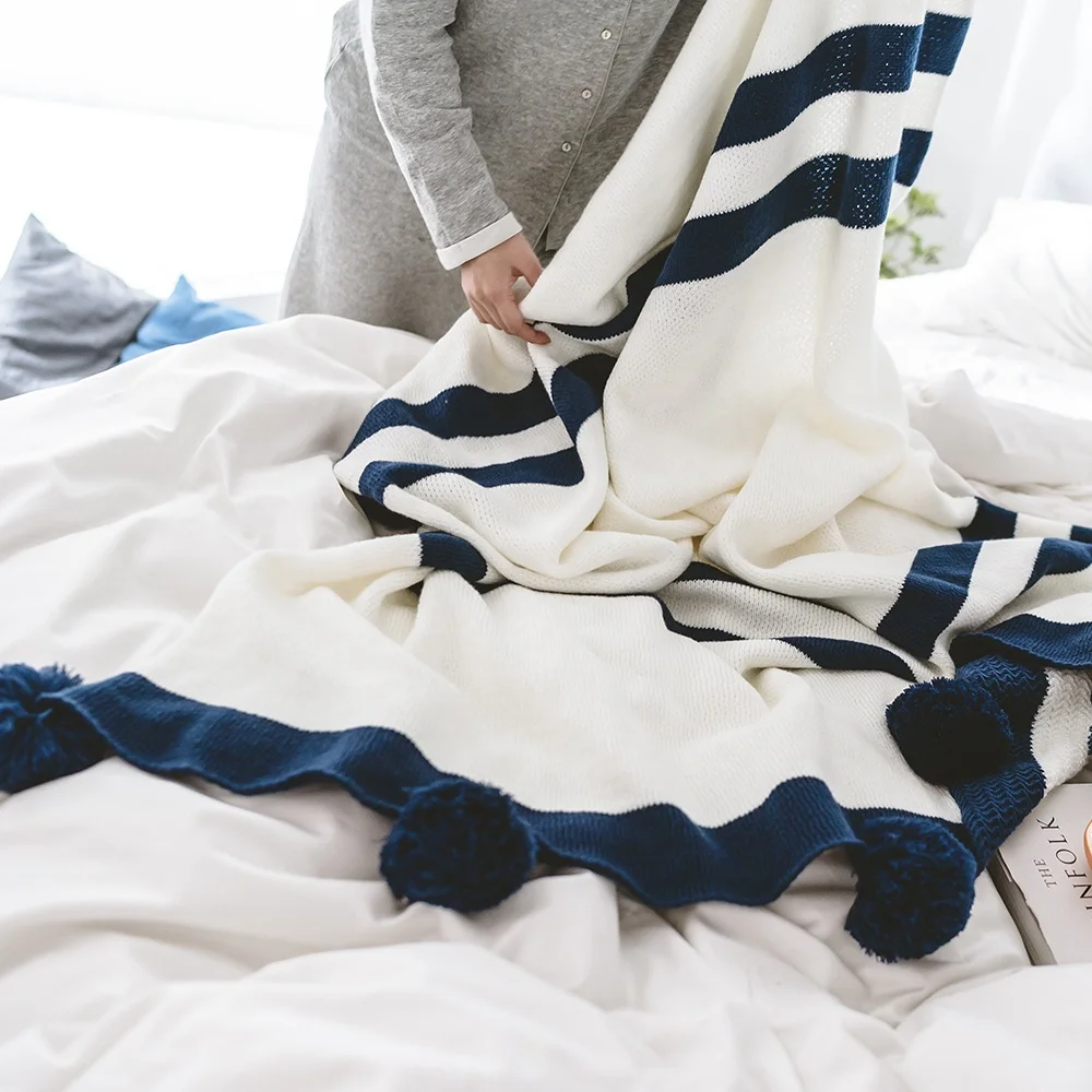Pom Pom Cozy Knit Throw Blanket Couch Cover Decorative Knit Blanket Soft Fluffy Lightweight  Throw For Sofa Bed