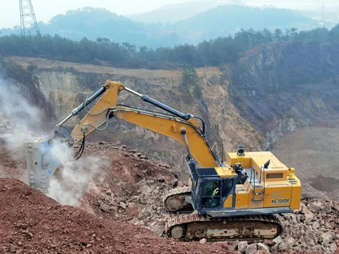 Chine Top Brand XE700D Large Excavator 70ton Crawler Excavator with 4.5cbm Bucket Capacity