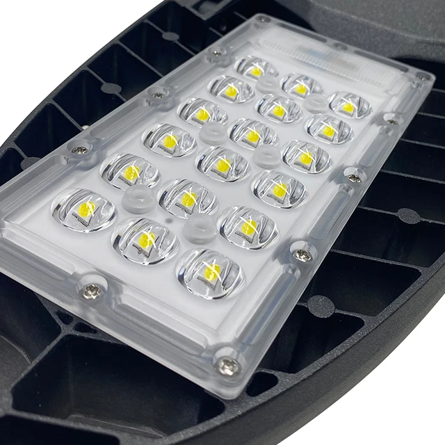 ENEC CB certified Leyond Petrel LED Street light 150W for 5 years warranty.