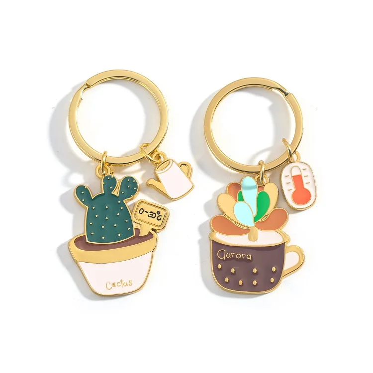 2024 Hot Selling Metallic Plant Keychain Custom Gold Color Soft Enamel Cactus Flower Keychain