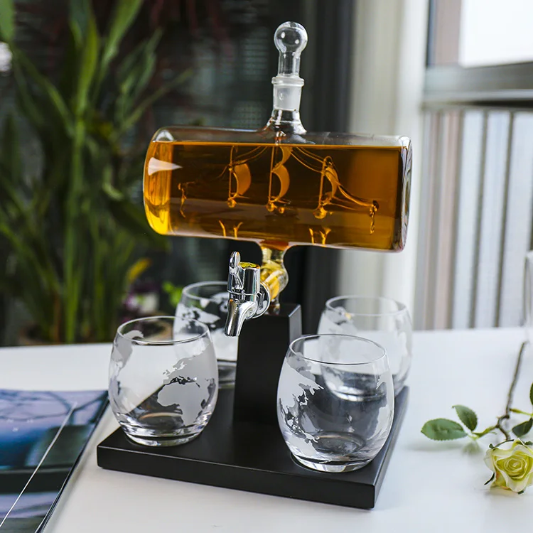 Antique Ship boat shaped glasses and decanters bottle Liquor wine whiskey decanter set