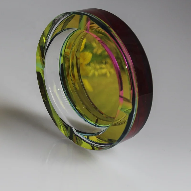 Fashion Circle Shape Funny Novelty Ashtrays For Business Hotel Club Crystal Ashtray