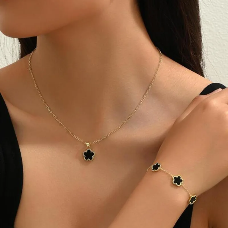 Explosions Four-leaf Clover Bracelet Five-Flowered Fritillary Necklace Earrings Suit South Korea Simple INS Fashion Jewelry Sets