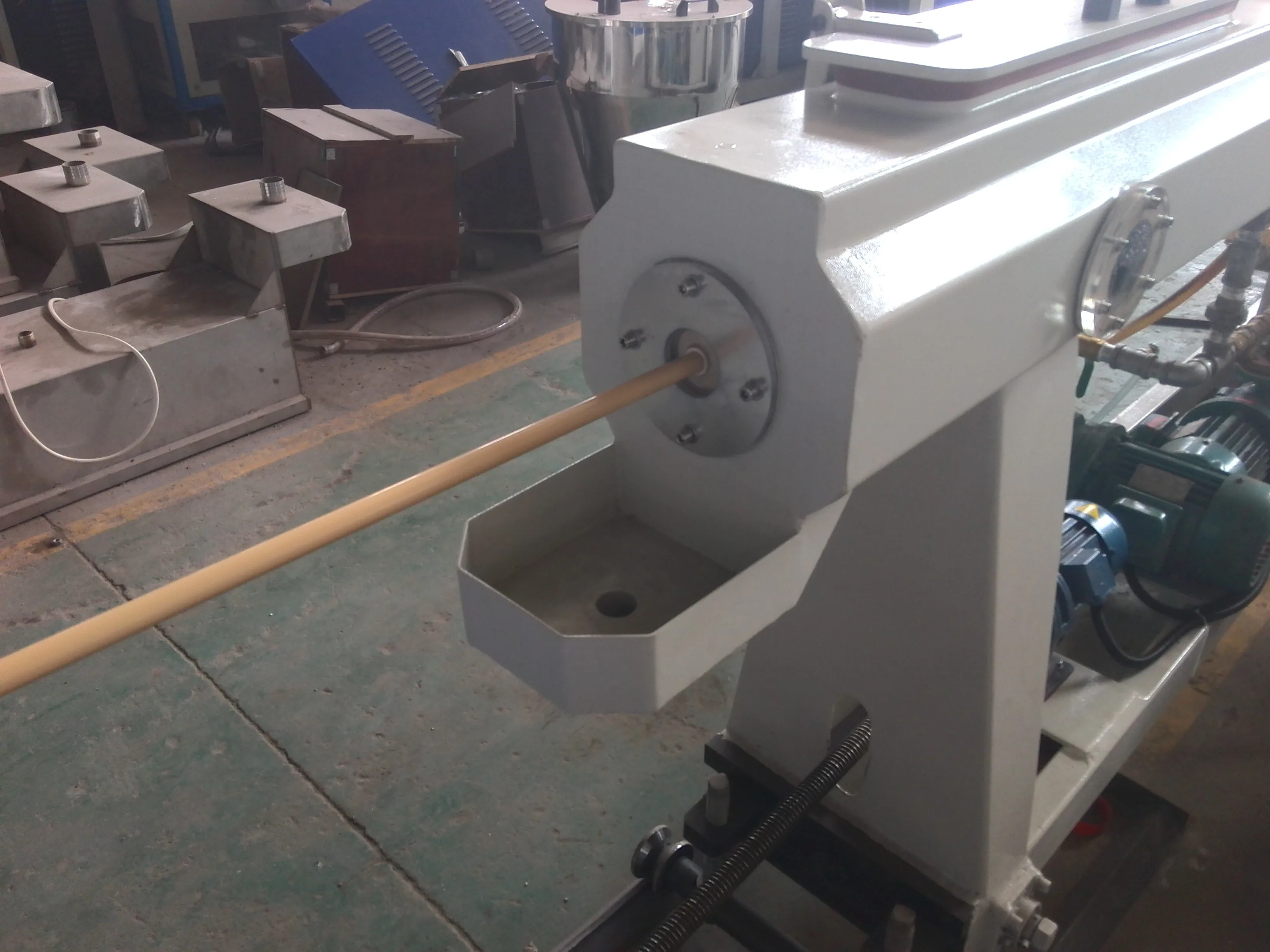 pvc pipe extrusion line single screw extruder pipe production line