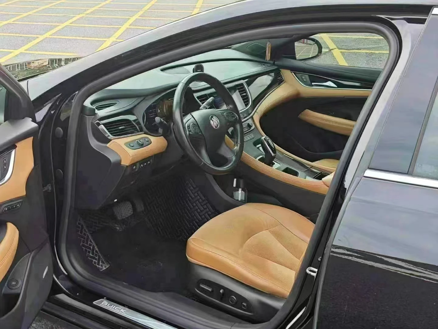 Lacrosse 2021 Model Gasoline Petrol Car Buick 652t Gas Luxury Edition Cheap Price Used Cars for sale