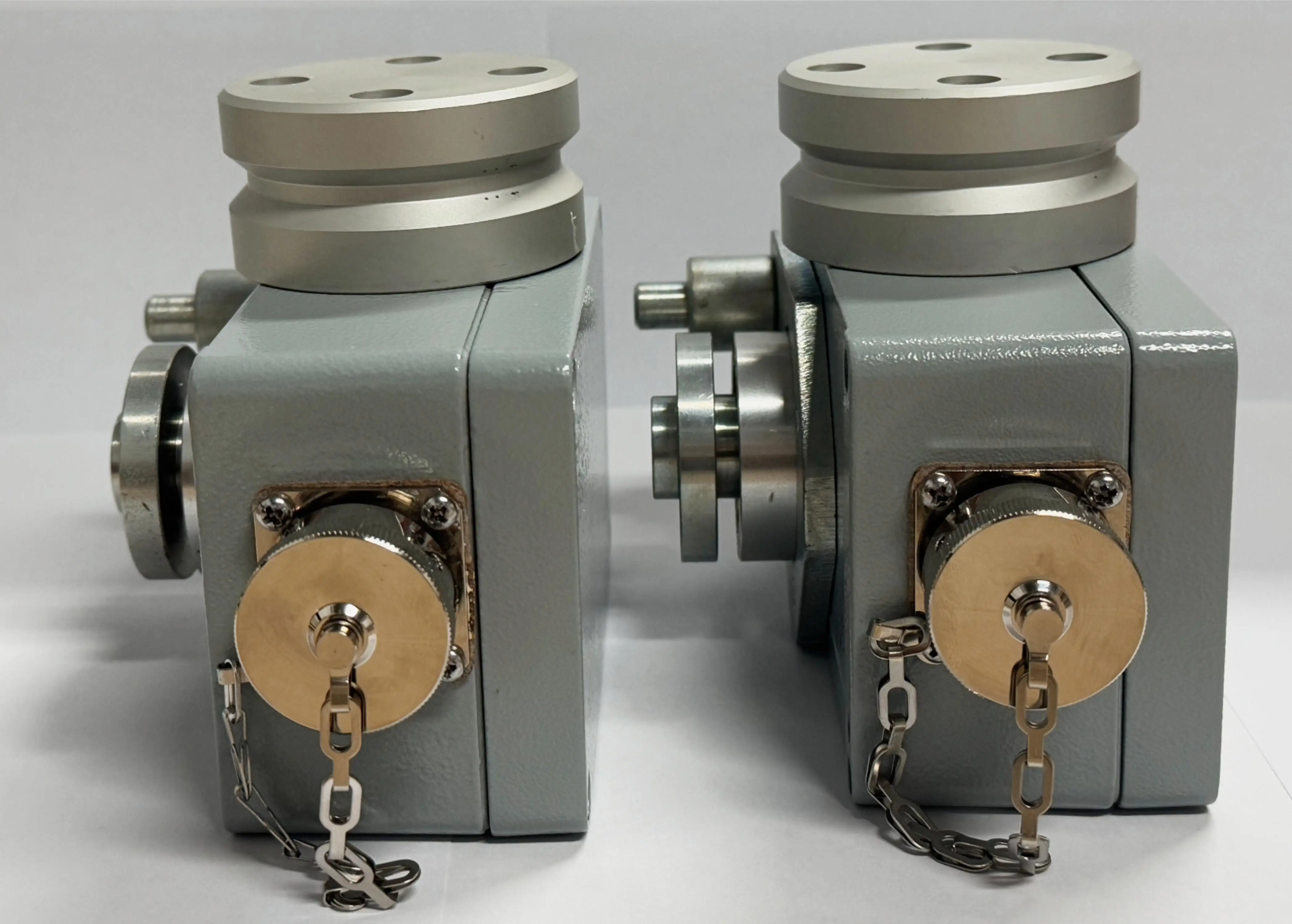 High Quality Factory asphalt paver S1800-2 S1900-2 leveling sensor PN.2039585 grade sensor