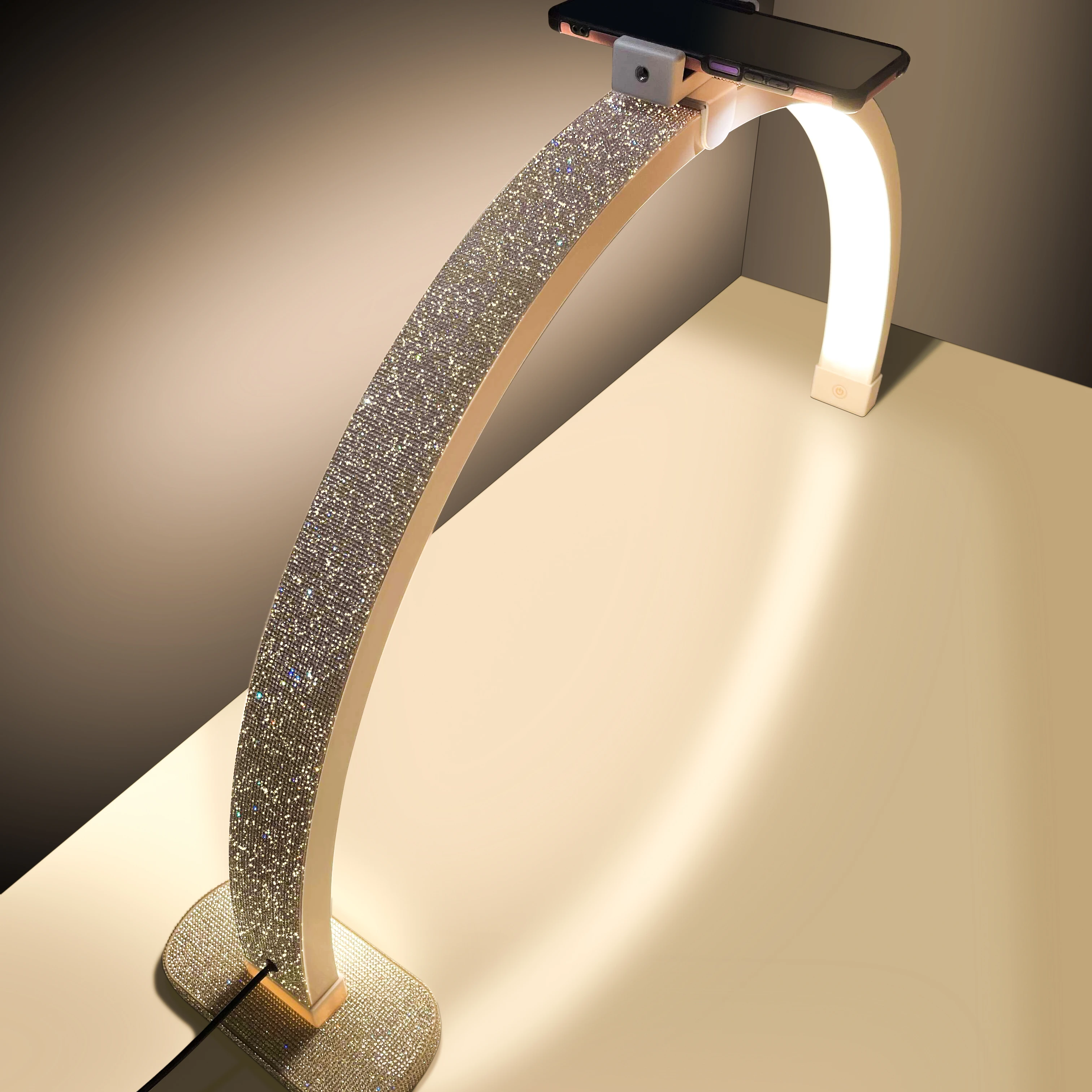 High Quality 30 Inch Diamond Lash Light Half Moon Light Ring Lamp with Phone Holder for Photographic Lighting Tiktok Nail Beauty