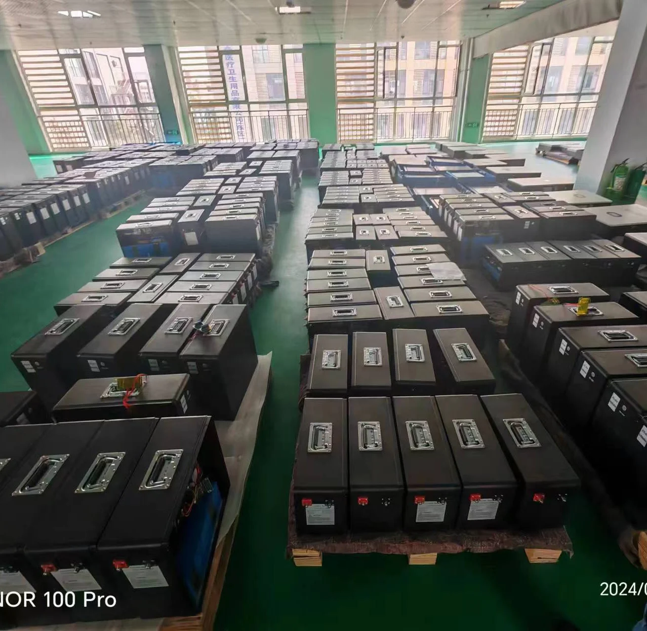 New Arrivals 200L Single door12v Dc Freezer Work With Solar Panel And Battery Hot solar freezer, outdoor, off the grid