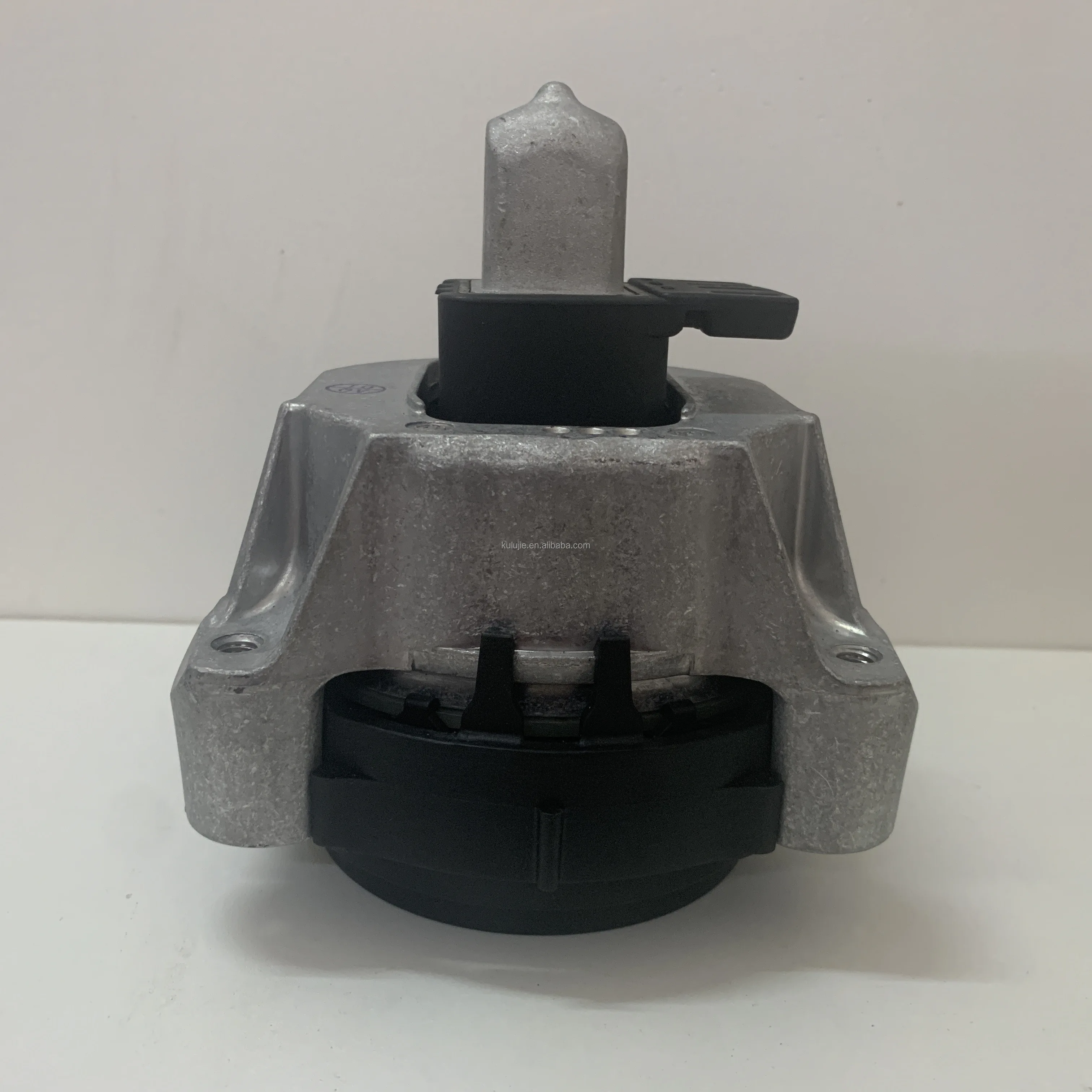 22116860488 Auto parts Engine Mounting Engine Parts Transmission Mount For BMW G30 G38 G12 22116860487 22116860488