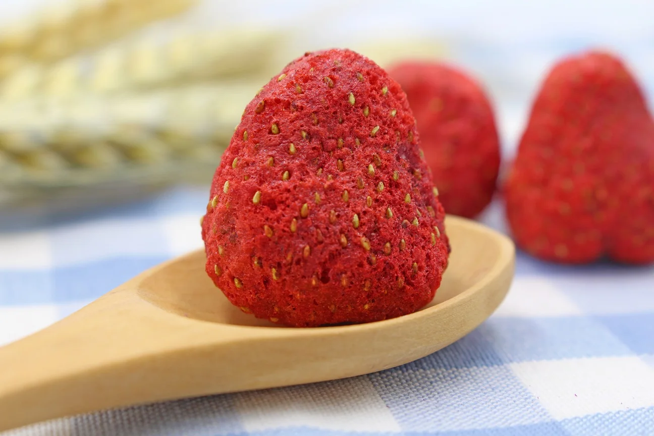 Healthy dried snack freeze dried strawberry