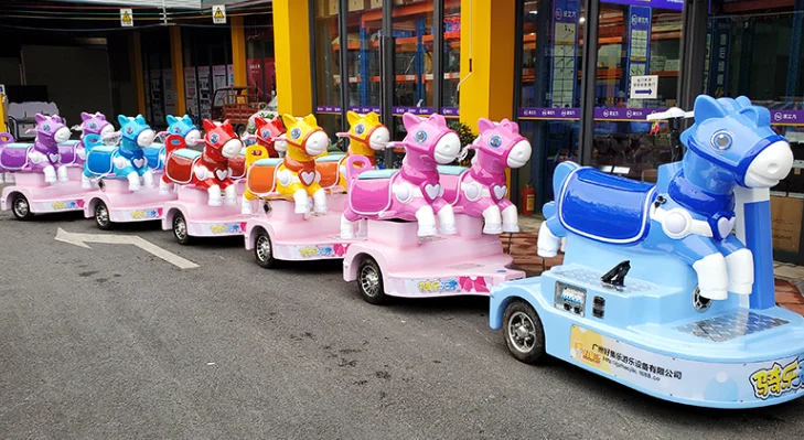 HAOJILE Shopping Mall Amusement Park Battery Powered Colorful Horse Carousel Trackless Tour Train  Electric Car