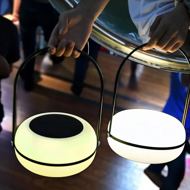 2024 Portable Rechargeable Lantern Dimmable Outdoor Solar Garden Lights with LED Light Source Decorative Plastic Lamp Body