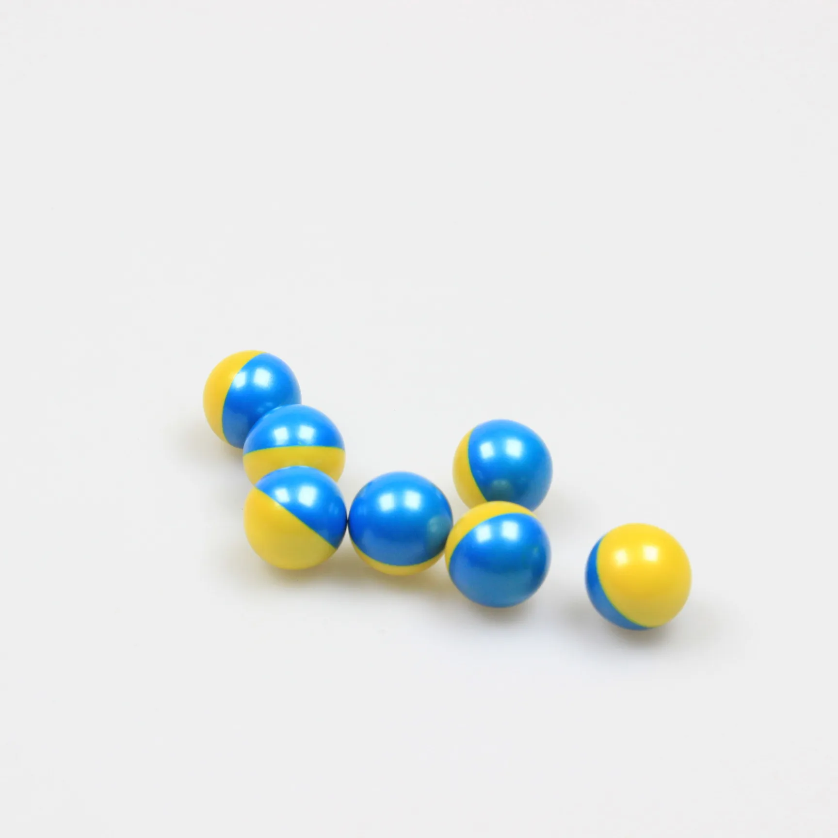 marker rounds crowd control rounds new matrix blue line paintball premium paintball products etha paintball