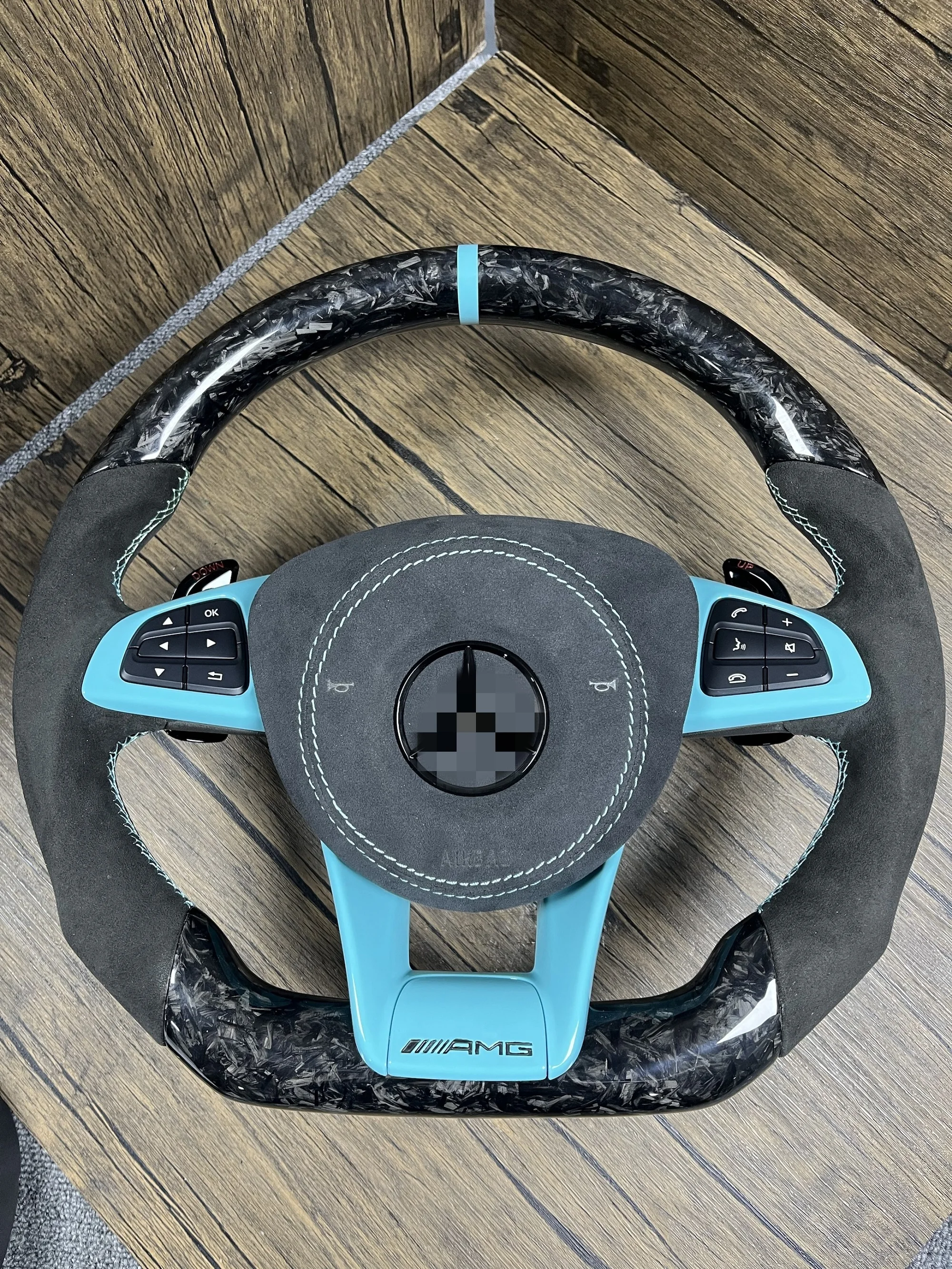With Piano Black Trim Half Alcantara Carbon LED Steering Wheel for Mercedes Benz W204 W205 W213 W211 W221 X166 GLC X253 G63 AMG