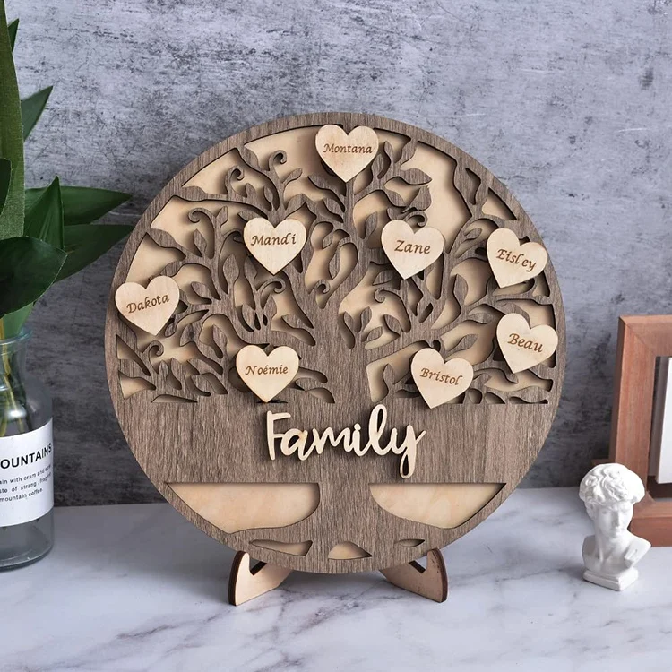 Handmade Wooden Decoration Family Tree Personalized Family Name Sign with Names on Heart Shape