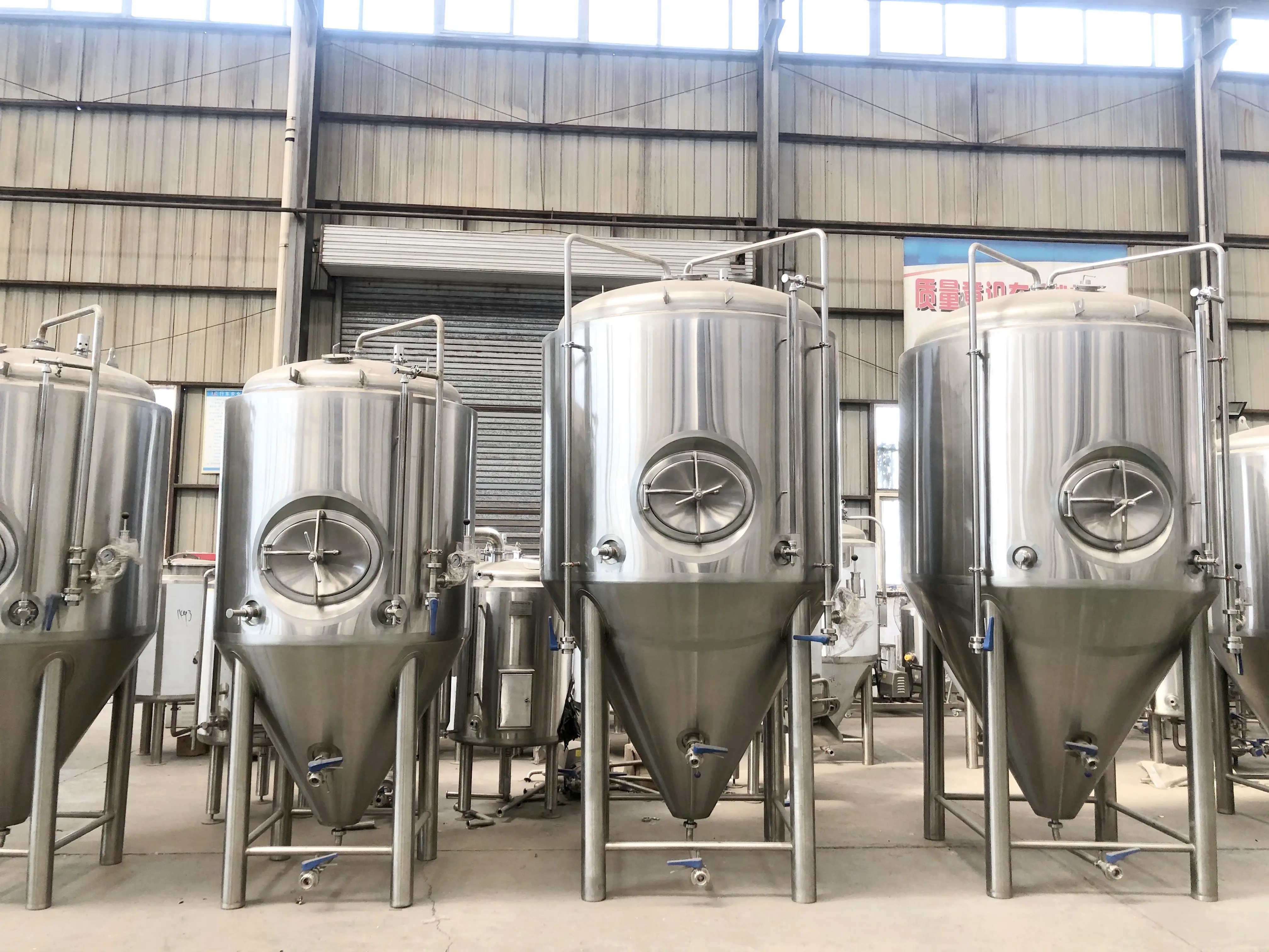 
15 bbl mash tun and boil kettle/whirlpool and 15bbl brite tank 