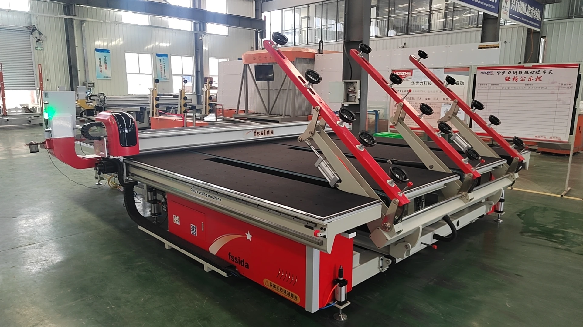 New Automatic Tilt Table Cutting Construction Easy-to-Operate Air-Floating Glass Breaking Fitting PLC Motor Manufacturing Plants