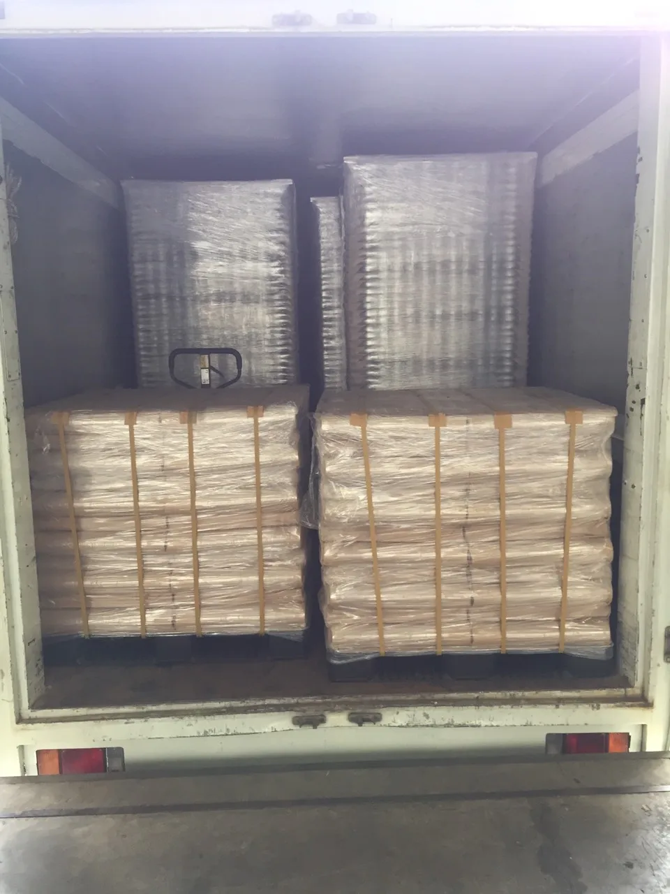 Банки оттенок хорошего качества пустые аэрозольные банки Оловянная банка спрей для волос газовая печать 4-6 цветов Доставка из Вьетнама