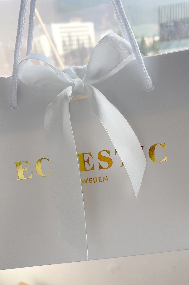 Custom Small Business Biodegradable Packaging Luxury Paper Shopping Bag White Gift Bag With Your Own Logo