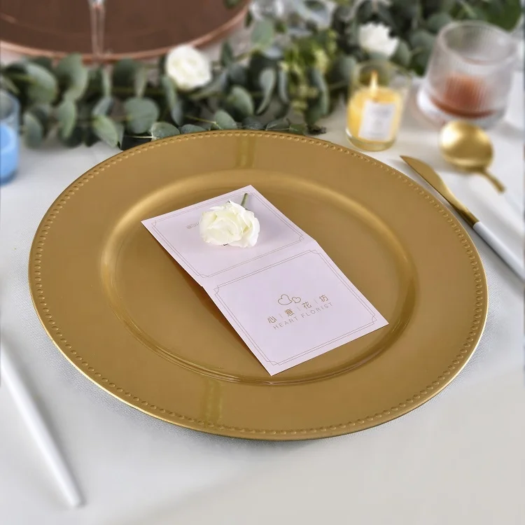 Wholesale Luxury Style Table Decoration Round Plastic Gold Reef Charger Plate Under Plates for Wedding Party
