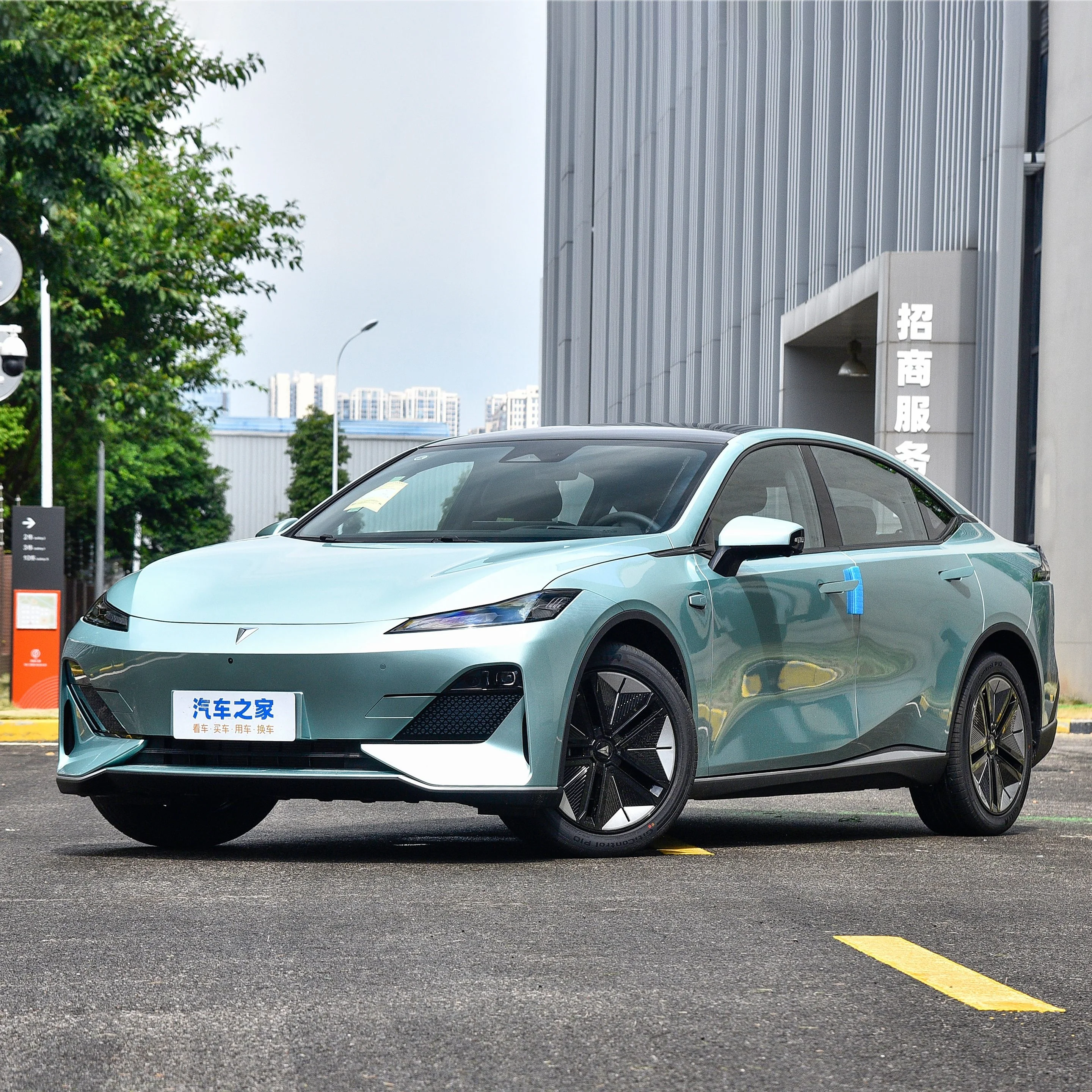 2024 Changan Deepal Sl03 1.5L 135 км седан гибридный автомобиль 5-местный 5-дверный