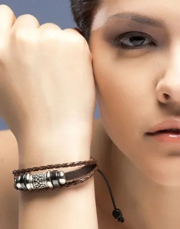 Wholesale hot selling OEM woman leather bracelet