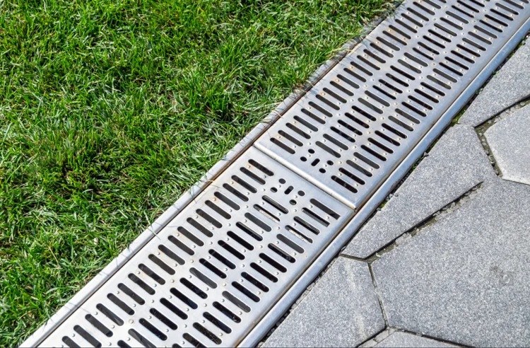 2023 Heavy Duty 304 or 316 Stainless Steel Outdoor Drain Rain Water Gutter System