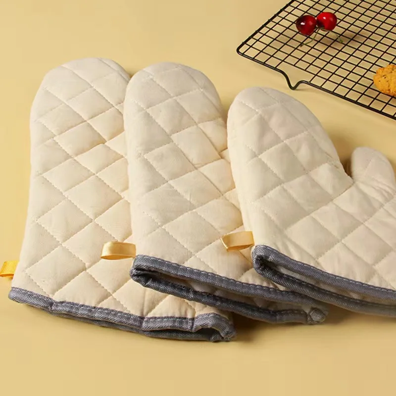 1 set of kitchen baking oven anti scald gloves for home baking cake shop baking tools
