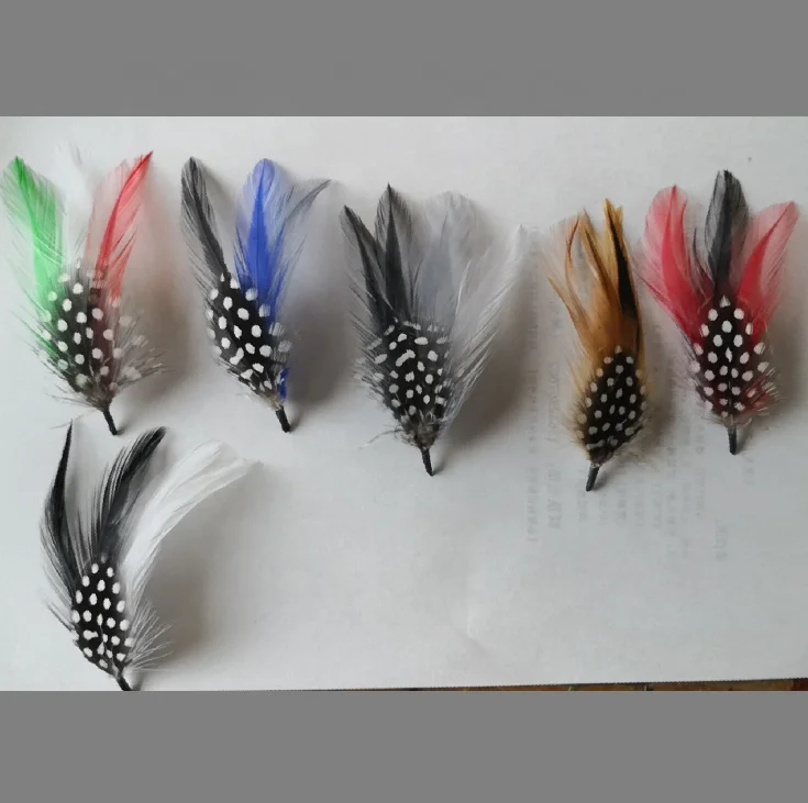 Маленькое декоративное перо для шляпы