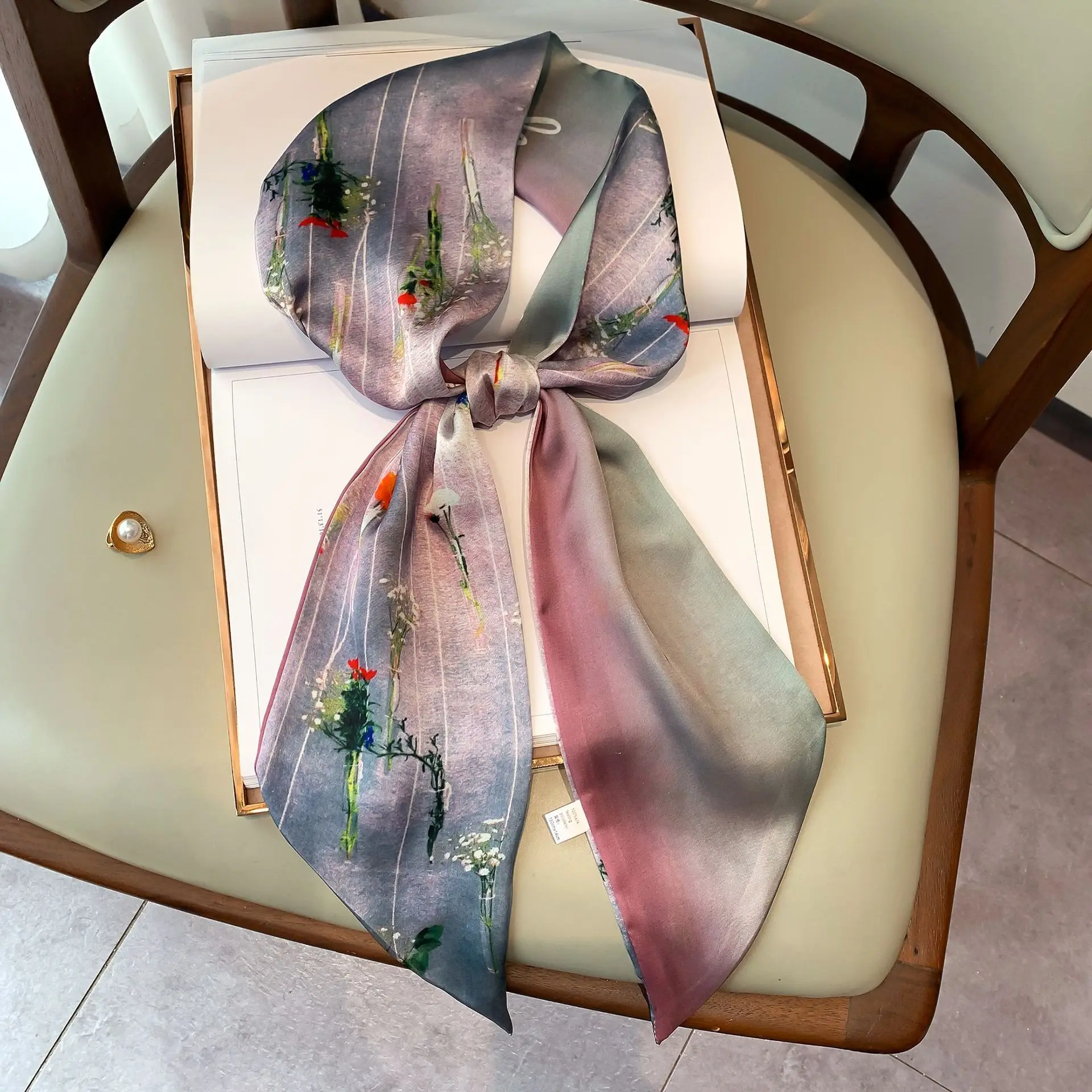 Scarf Supplier Retro Twill Silk Scarf Fashion Head Brand Decorative Head Tie Scarf