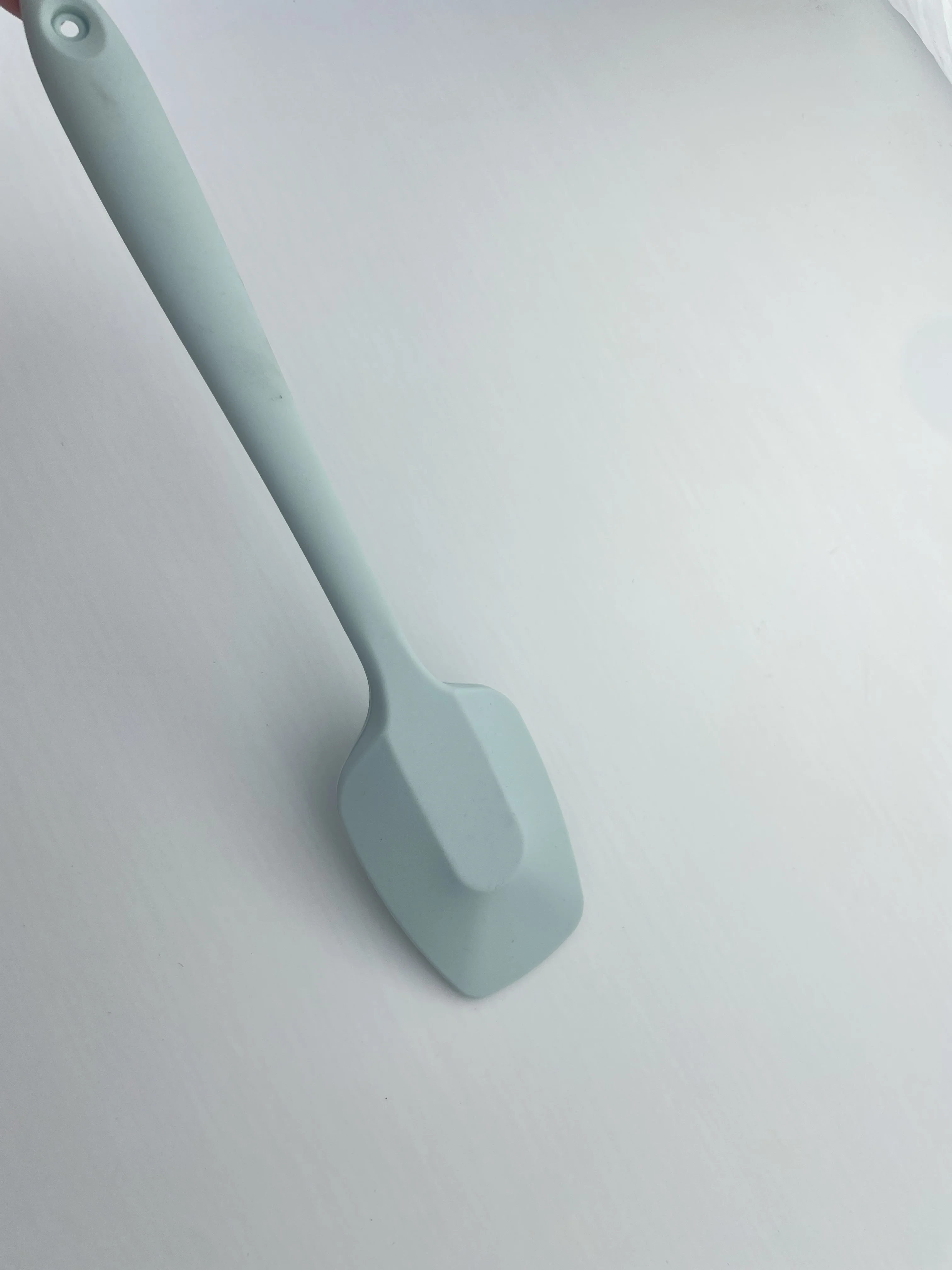Factory direct household silicone kitchen shovel, silicone kitchen shovel tools, cake shovel spoon