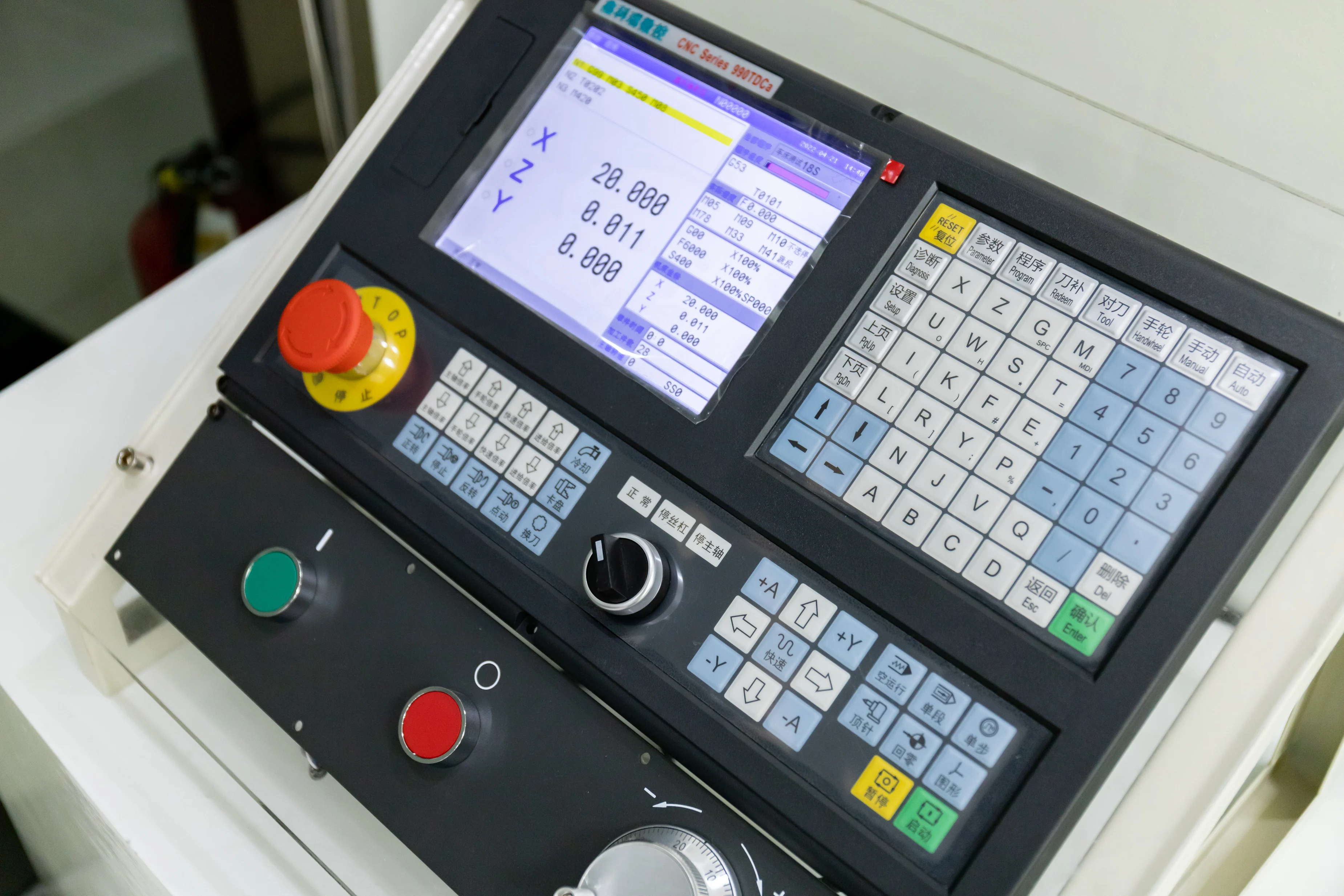 NEWKer pc based milling and lathe cnc controller retrofit cnc offline controller similar with fanuc controller