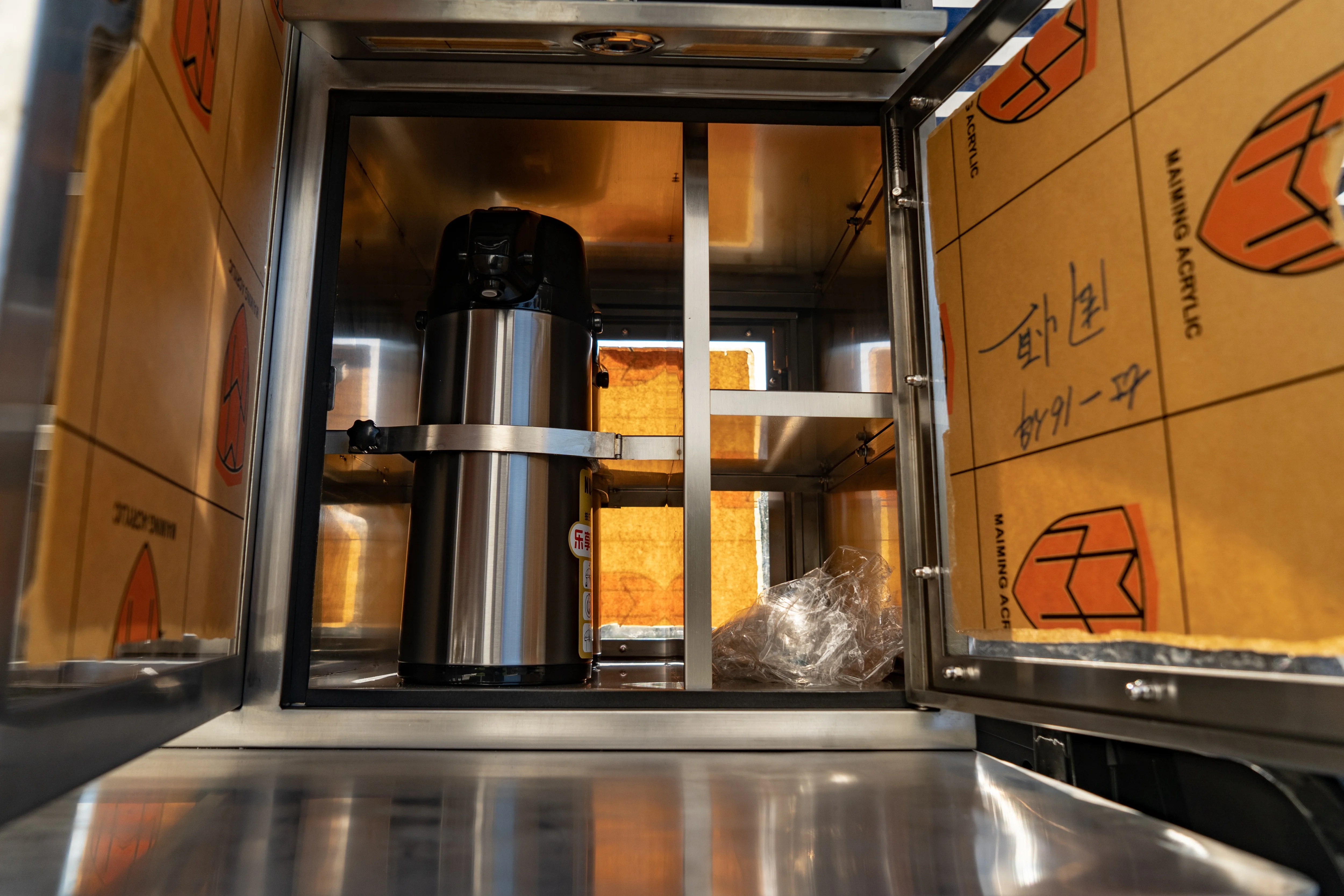 LEROAD NEW Type Shuttle2 Servicing Car Mobile Serving Durable Utility Vehicle 2 Seats Electric Vending Car