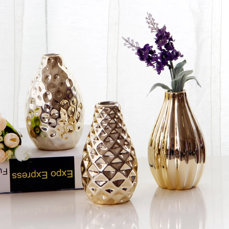 
Hot Cheap Tabletop Luxury Plating Golden Small Ceramic Flower Vases Office Living Room Porcelain Vases For Home Decor 