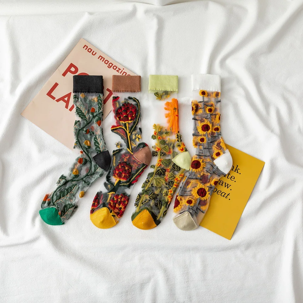 
High Quality Novelty Crystal Silk Socks With Logo Funny Sunflowers Vines Flowers Happy Women Lace Socks Manufacturer 